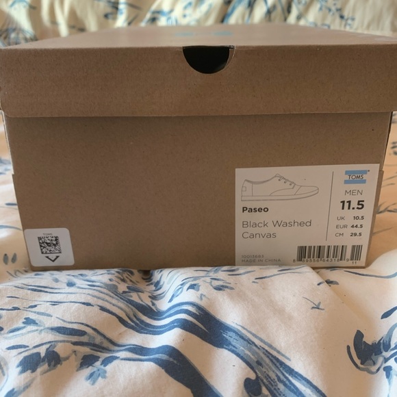 Men’s Toms Denim Sneakers! - Picture 4 of 4